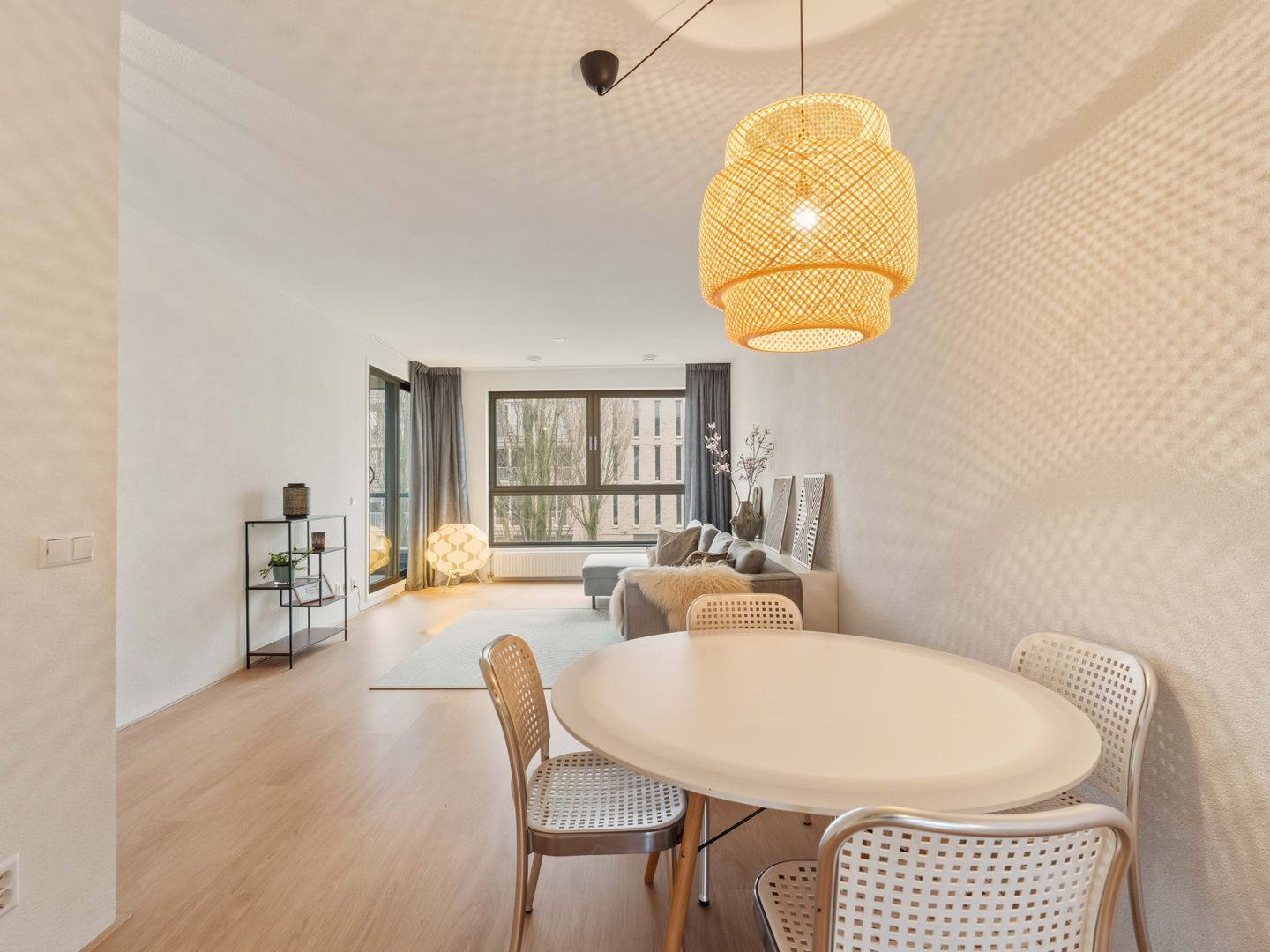 Photo 10 of Glenn Millerpad 12