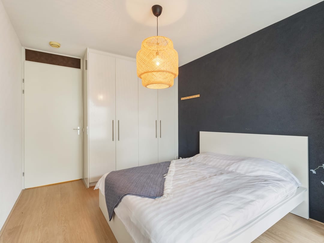 Photo 22 of Glenn Millerpad 12