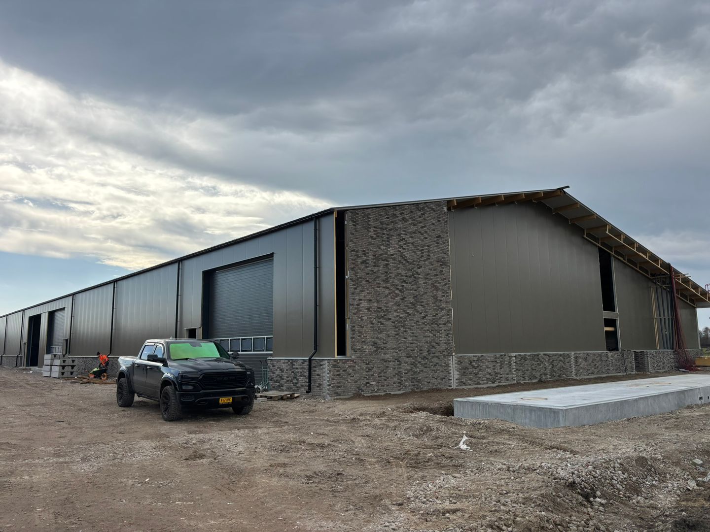 View photo 1 of Holkampstraat 3