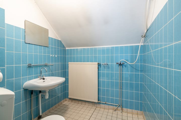 Spacious Detached Home with Stunning Water Views in Oosthuizen — 78