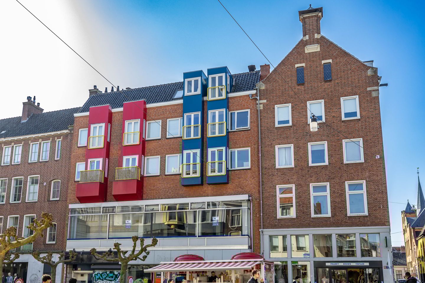 View photo 2 of Herestraat 77-a