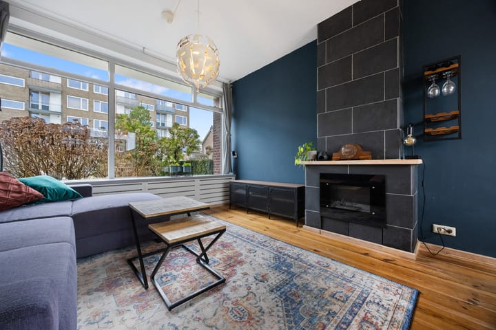 Foto 2 van Planetenstraat 2