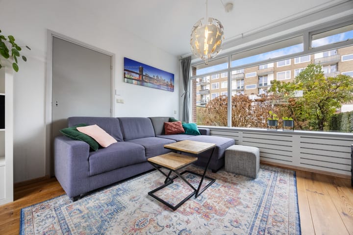 Foto 3 van Planetenstraat 2