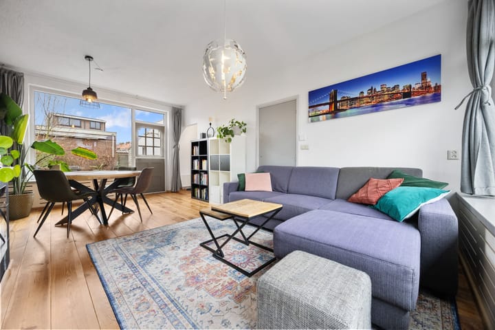 Foto 4 van Planetenstraat 2