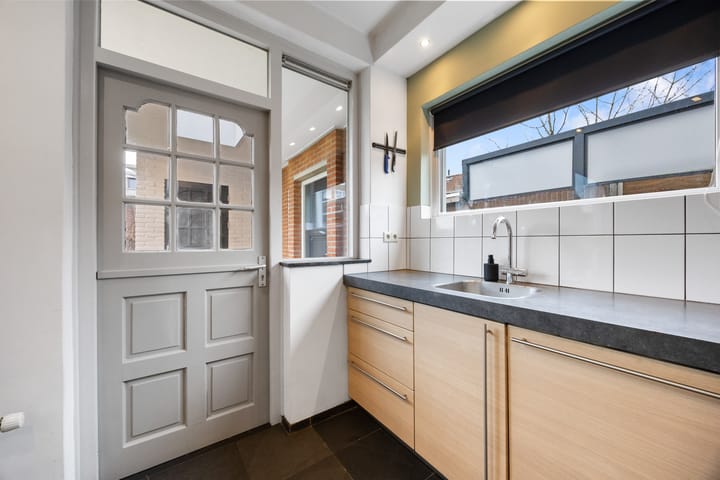 End terraced house with garden in green Nijmegen-West — 26