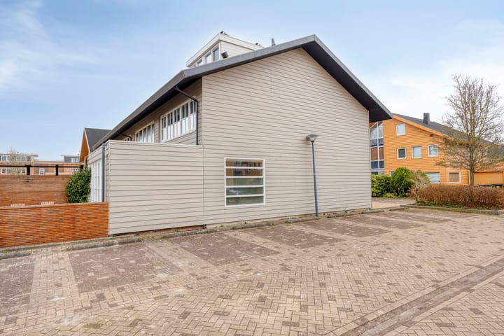 Photo 8 of Charlotte van Pallandthof 81