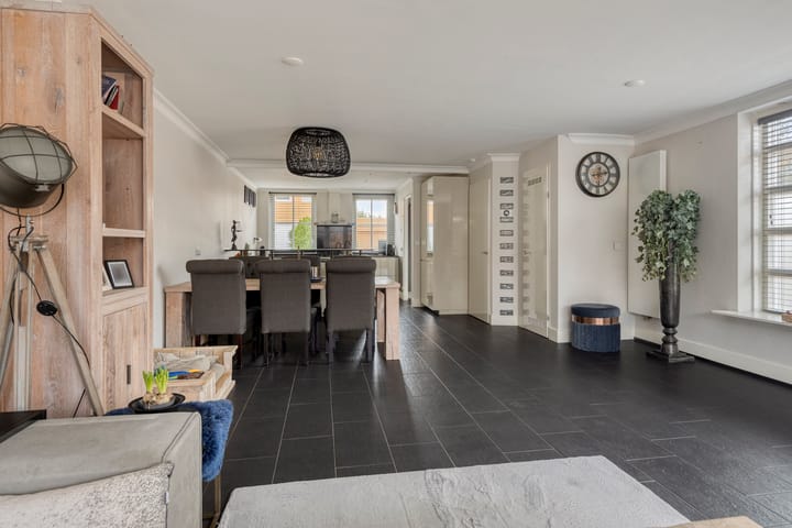 Photo 13 of Charlotte van Pallandthof 81