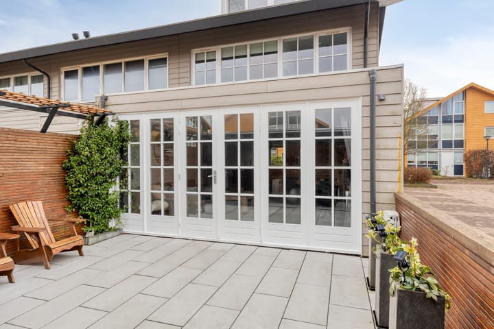 Photo 21 of Charlotte van Pallandthof 81