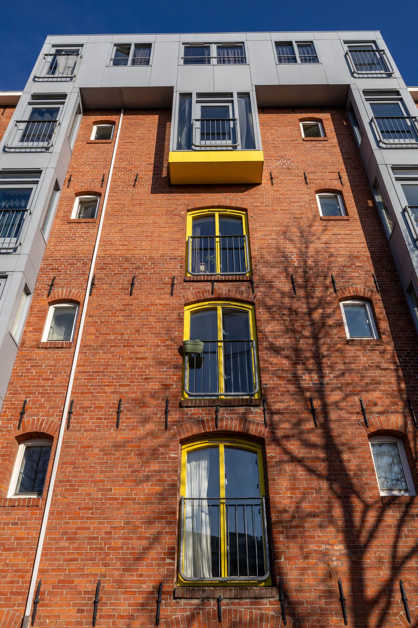 View photo 4 of Aweg 26-a1