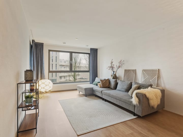 Photo 2 of Glenn Millerpad 12