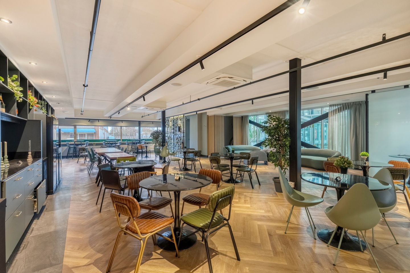 Bekijk foto 5 van Industrieweg 10