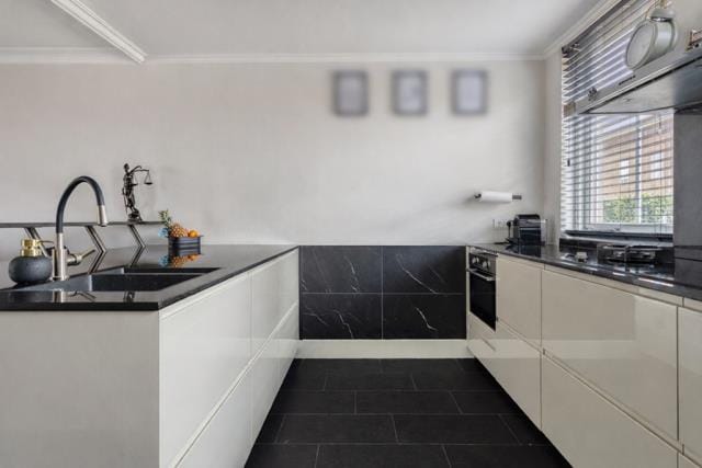 Photo 15 of Charlotte van Pallandthof 81