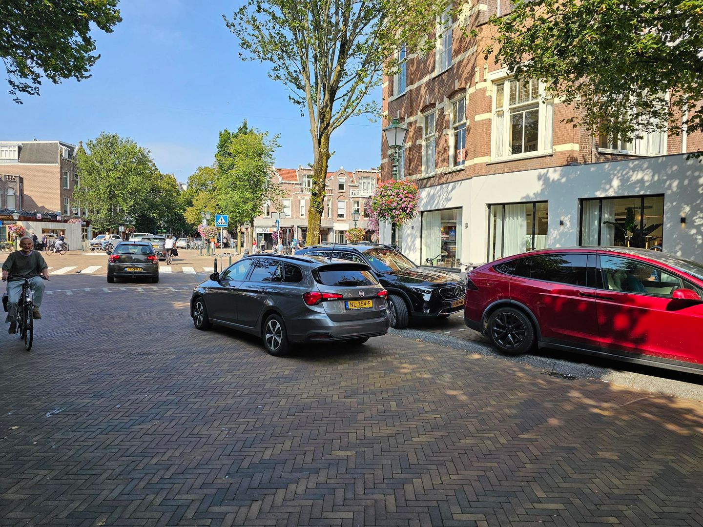 Bekijk foto 4 van Frederik Hendriklaan 223