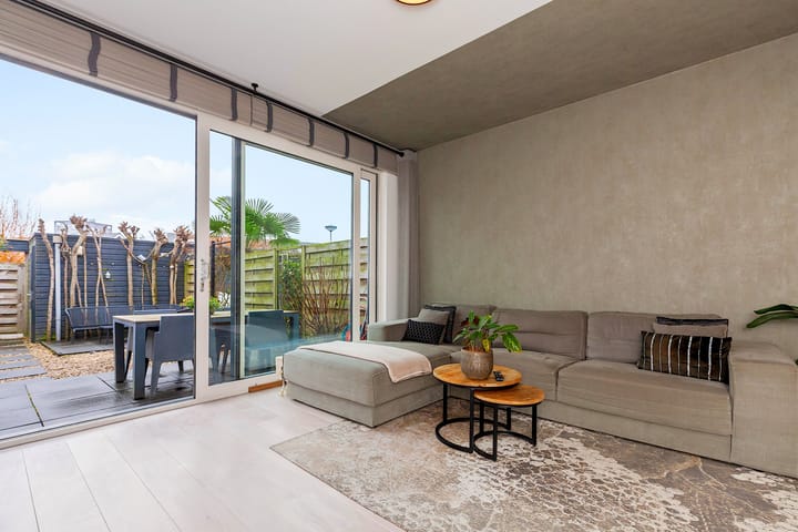 Move-in ready 3-room terraced house with high-quality finish in Ridderkerk — 15