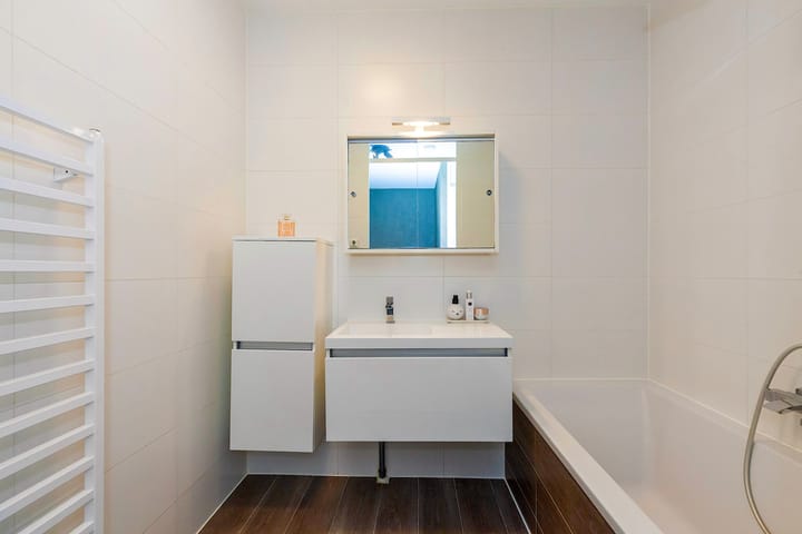 Move-in ready 3-room terraced house with high-quality finish in Ridderkerk — 61