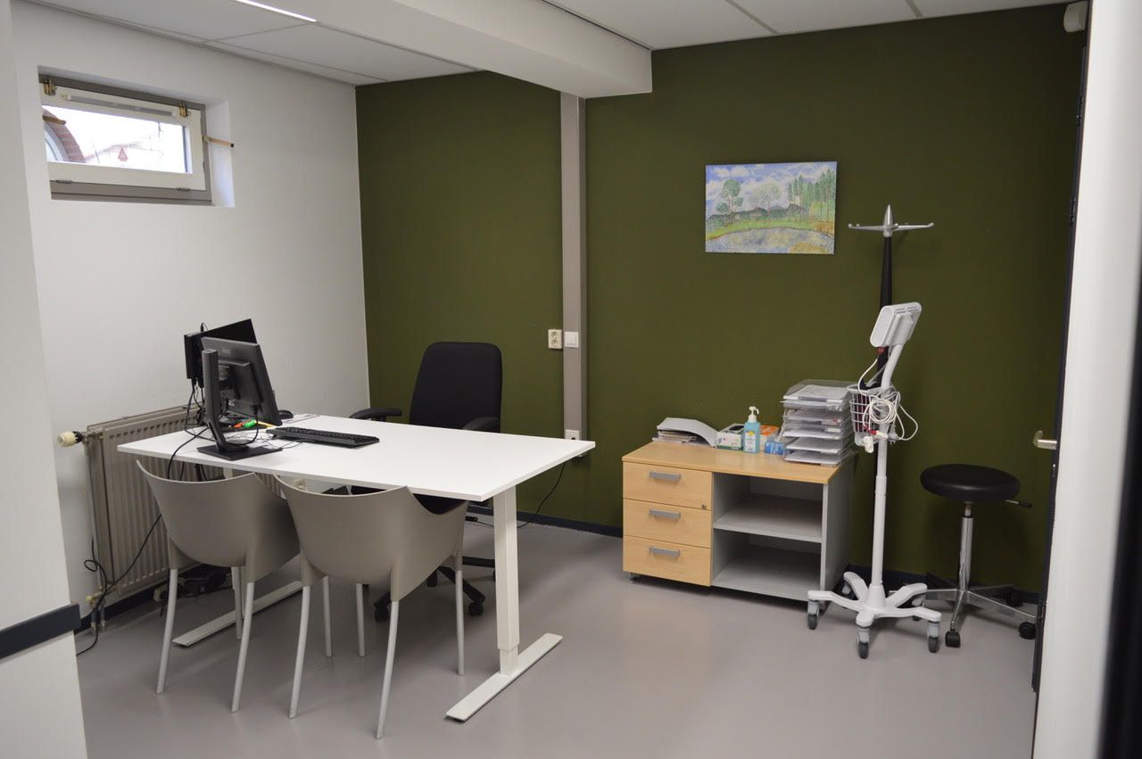 View photo 4 of Nieuwendammerstraat 2-A