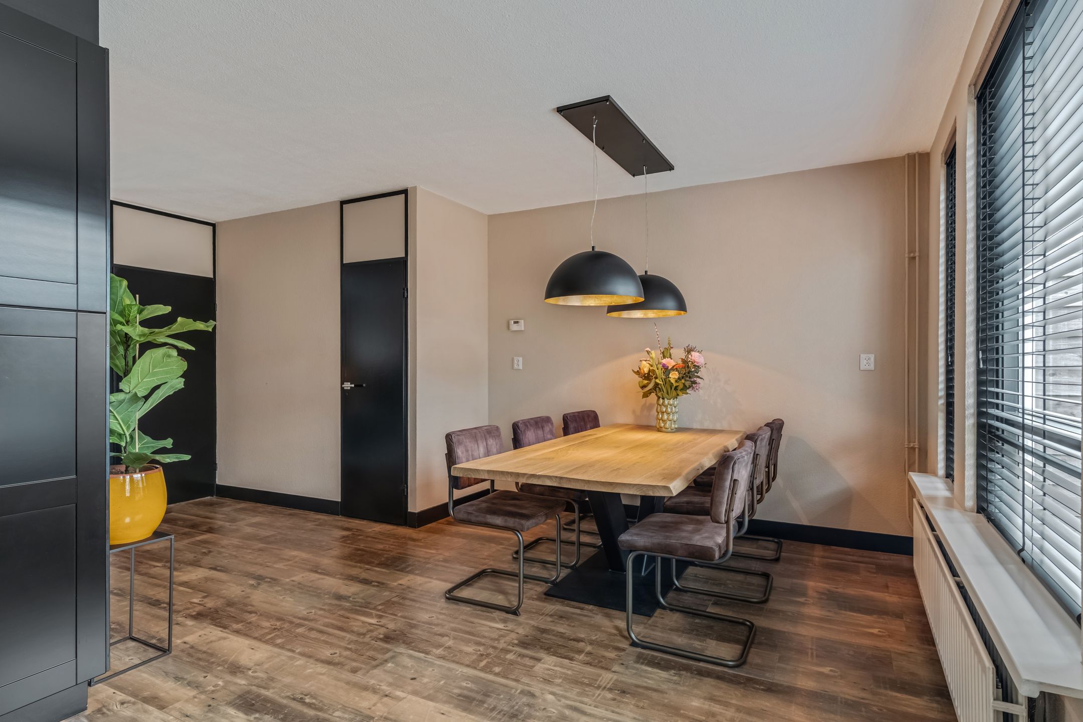 Photo 18 of Turfschip 11