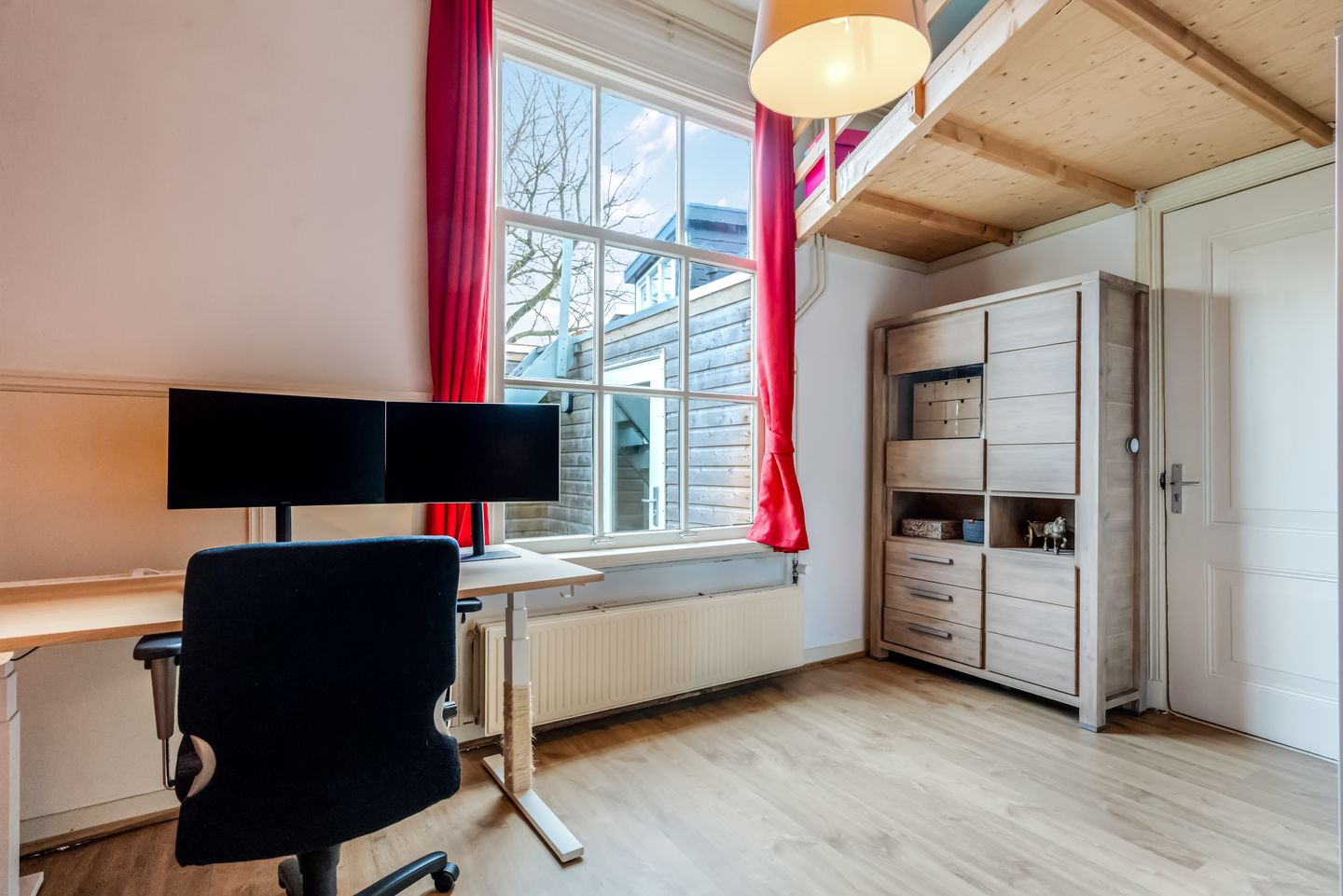 Photo 19 of Moesstraat 75