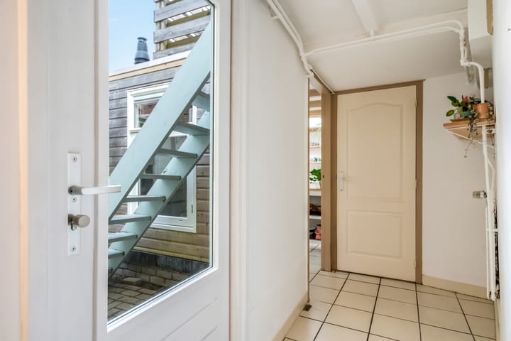 Extended Skipper's House with Patio and Rooftop Terrace in Tuinwijk — 36