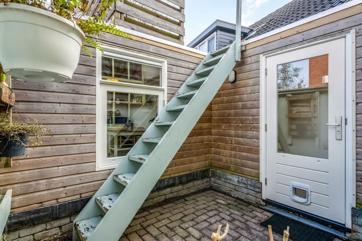 Extended Skipper's House with Patio and Rooftop Terrace in Tuinwijk — 62