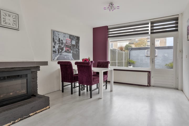 Spacious corner house with 5 bedrooms near the beach in Vlissingen — 18