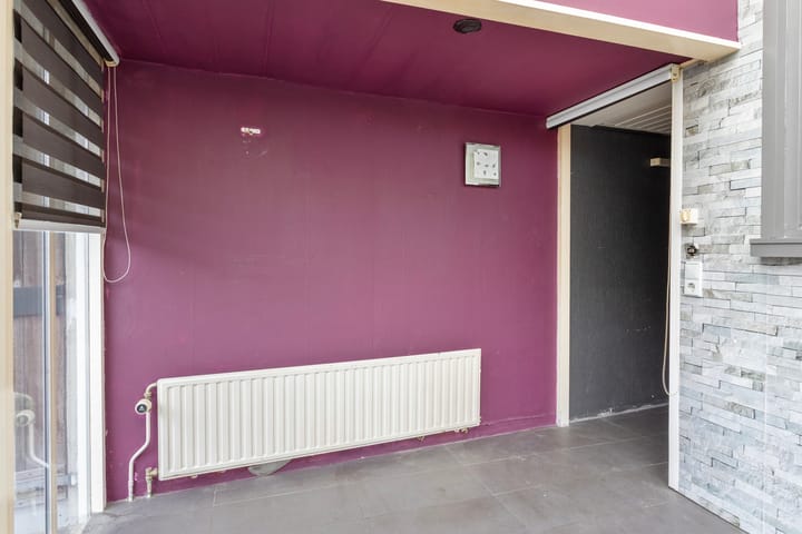 Spacious corner house with 5 bedrooms near the beach in Vlissingen — 28