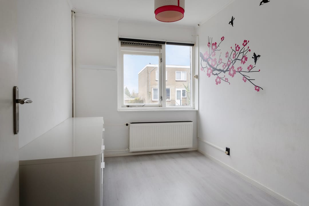 Spacious corner house with 5 bedrooms near the beach in Vlissingen — 41