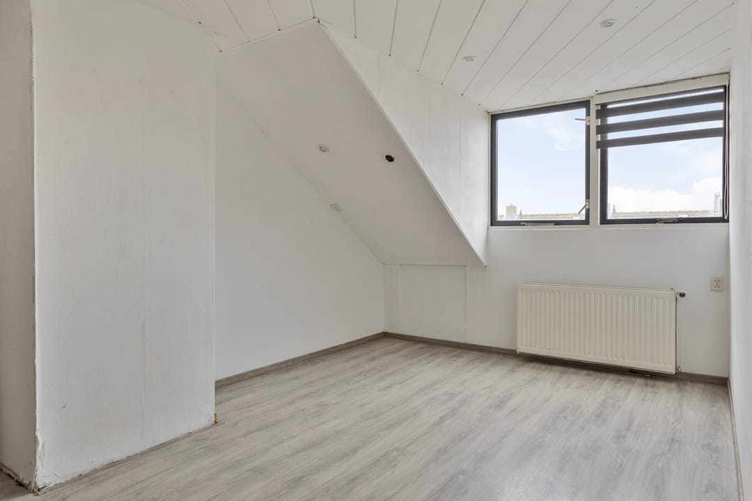 Spacious corner house with 5 bedrooms near the beach in Vlissingen — 51