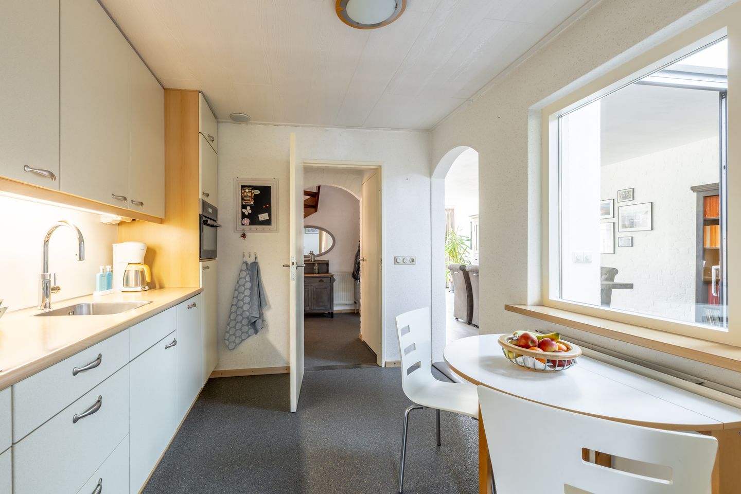 Foto 19 van Postelplein 4