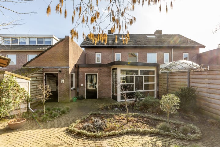 Foto 38 van Postelplein 4