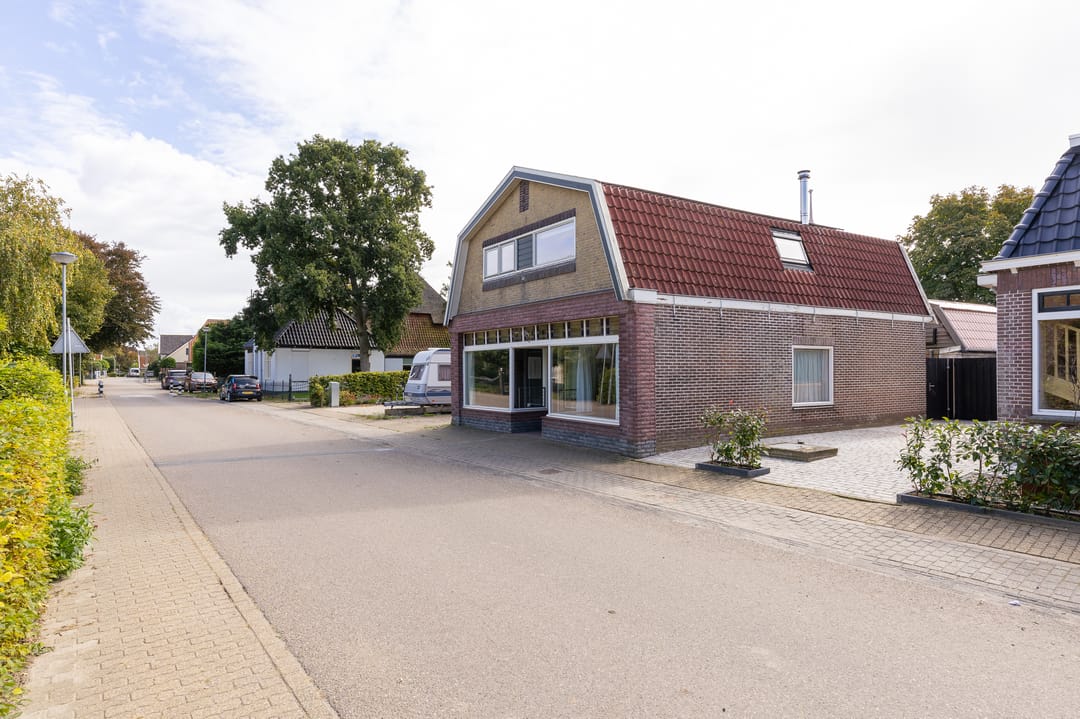 Photo 2 of De Buurt 109