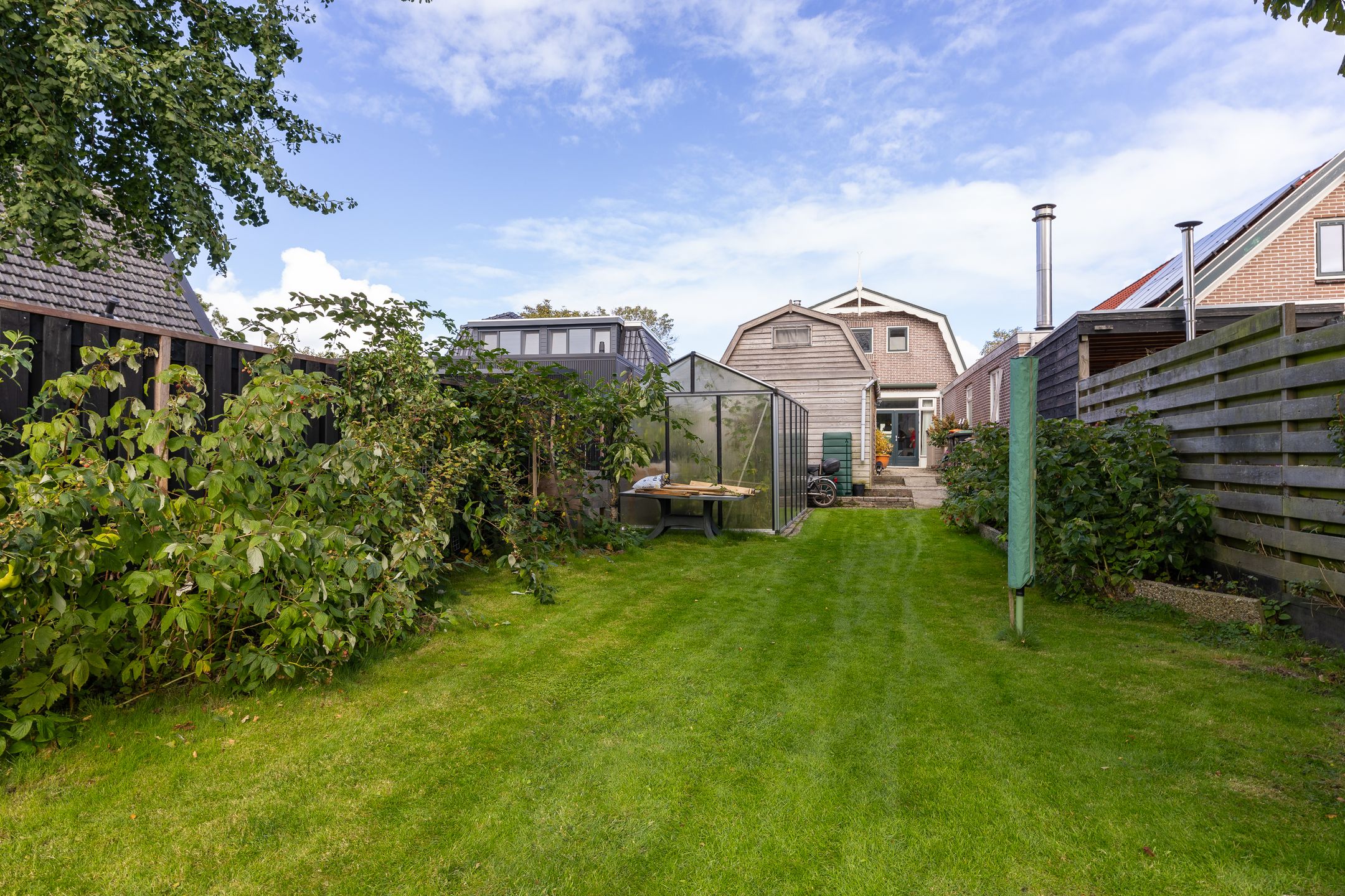 Photo 18 of De Buurt 109