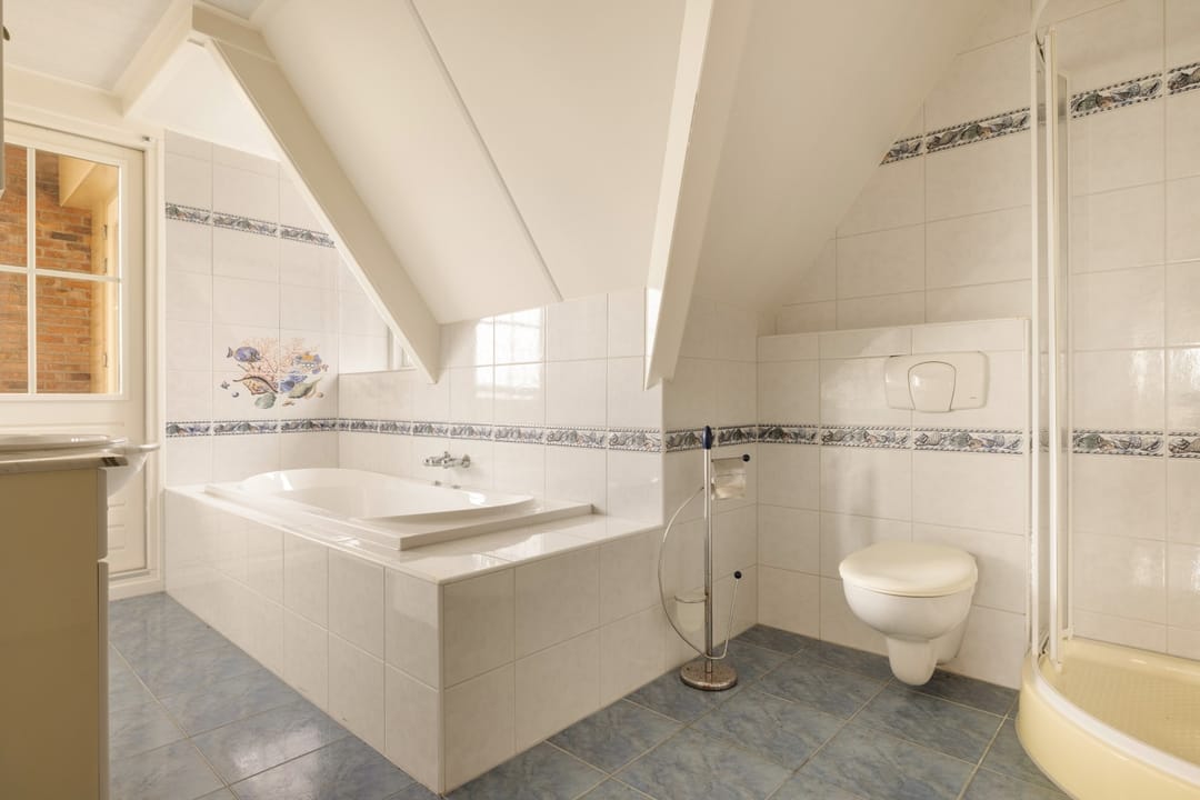 Photo 22 of Overleek 1-A