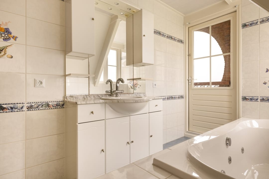 Photo 23 of Overleek 1-A