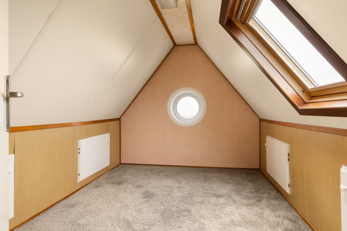 Photo 25 of Overleek 1-A