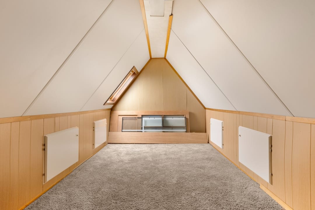 Photo 26 of Overleek 1-A