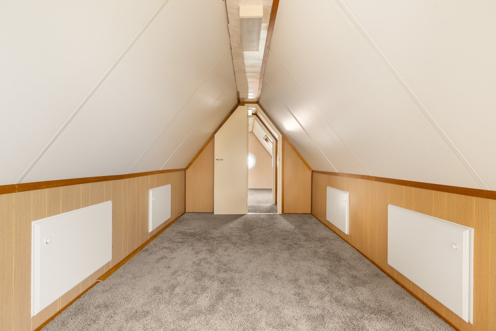 Photo 27 of Overleek 1-A