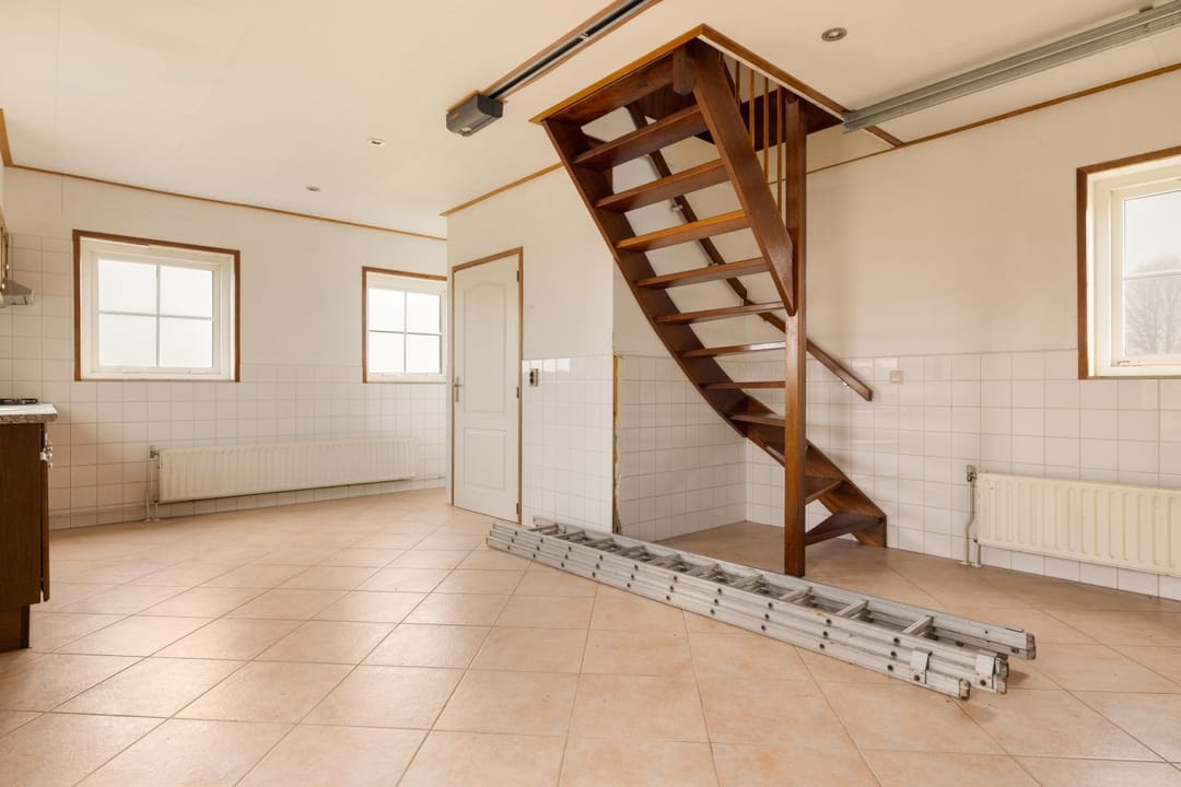 Photo 32 of Overleek 1-A