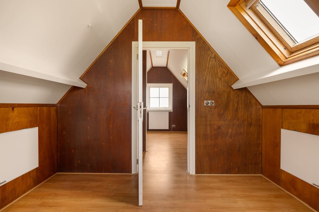 Photo 37 of Overleek 1-A