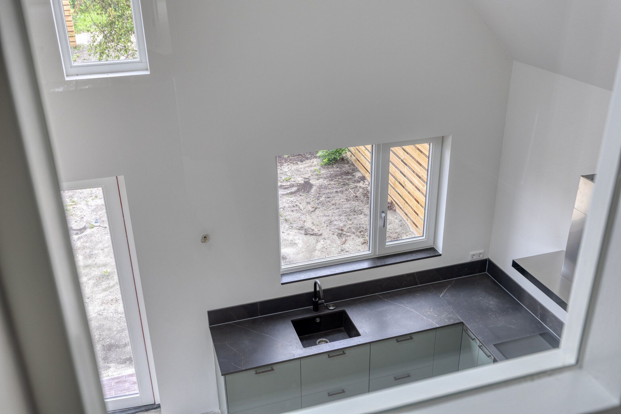 Foto 33 van Lagestraat 10