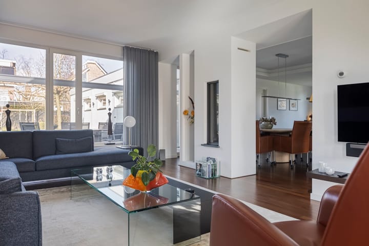 Photo 4 of Paterstraat 66