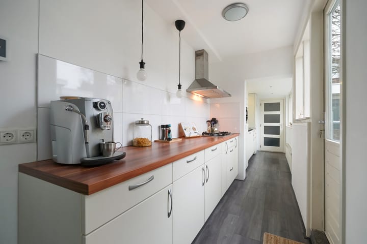 Photo 3 of Jan de Weertstraat 32