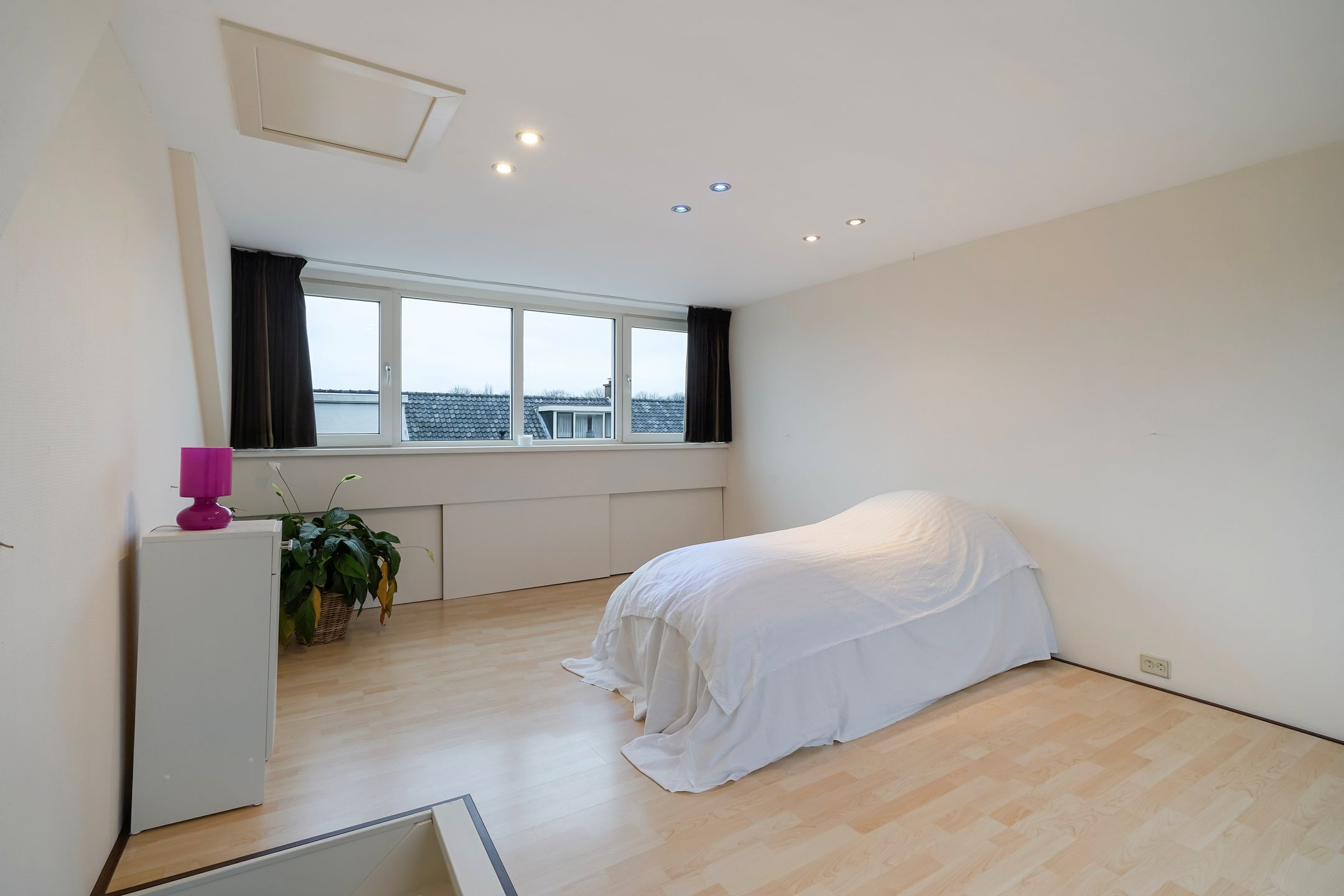 Photo 33 of Jan de Weertstraat 32