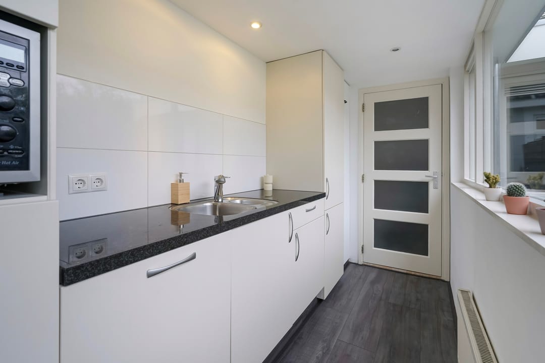 Photo 23 of Jan de Weertstraat 32