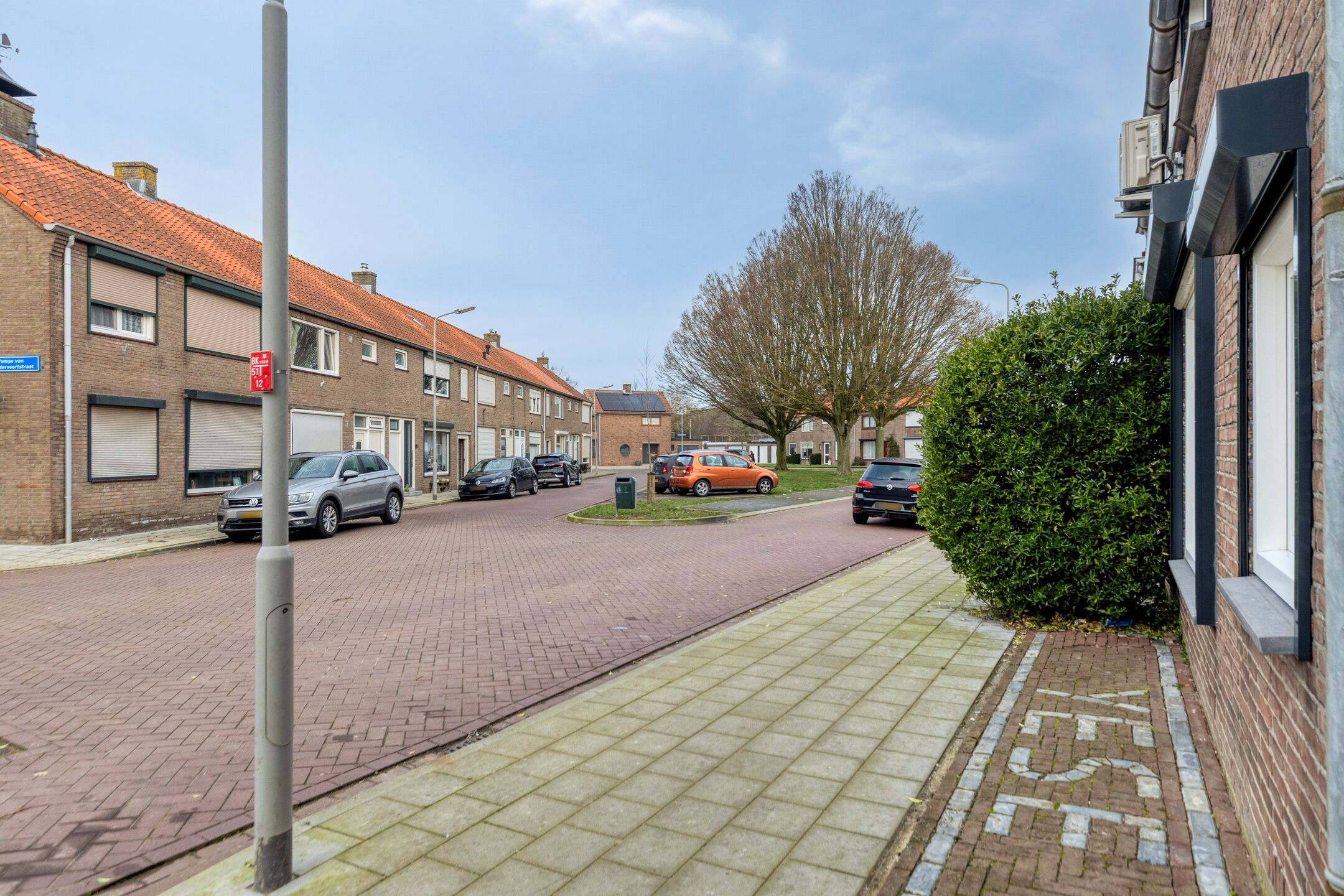 Photo 3 of van Tienhovenstraat 27
