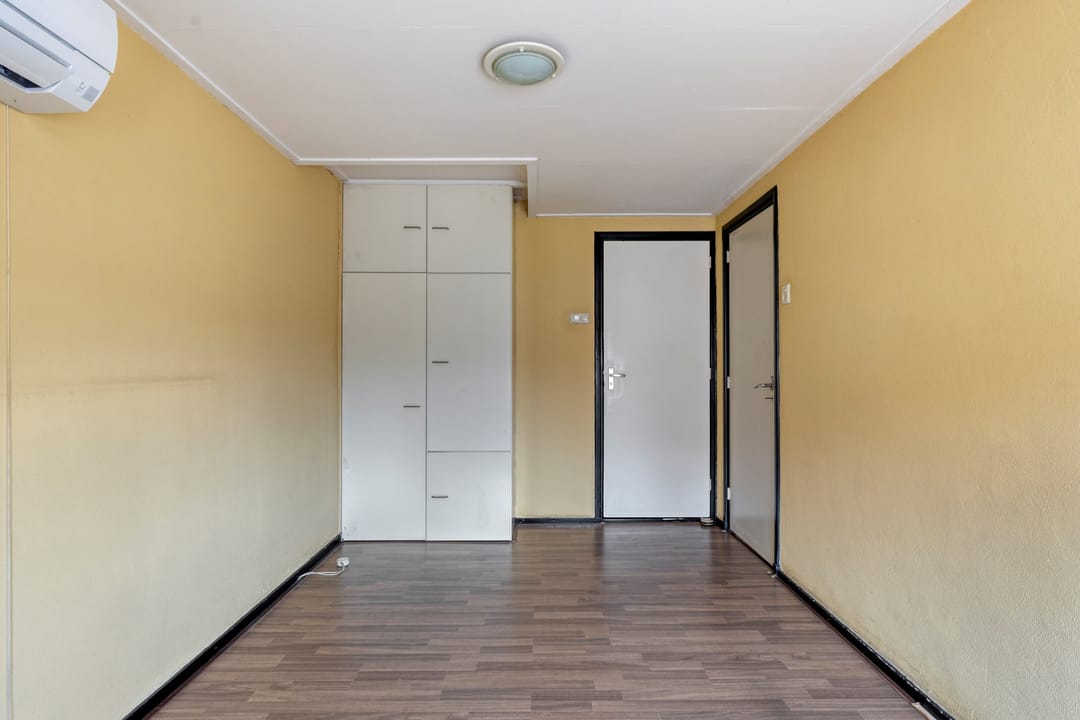 Photo 22 of van Tienhovenstraat 27