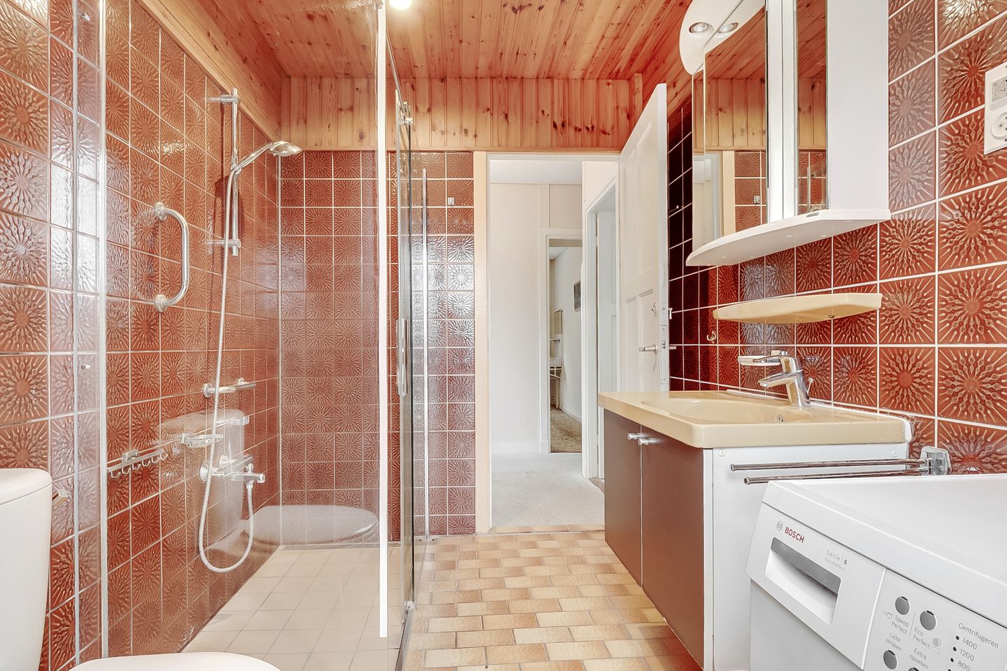 Photo 19 of Middellaan 9