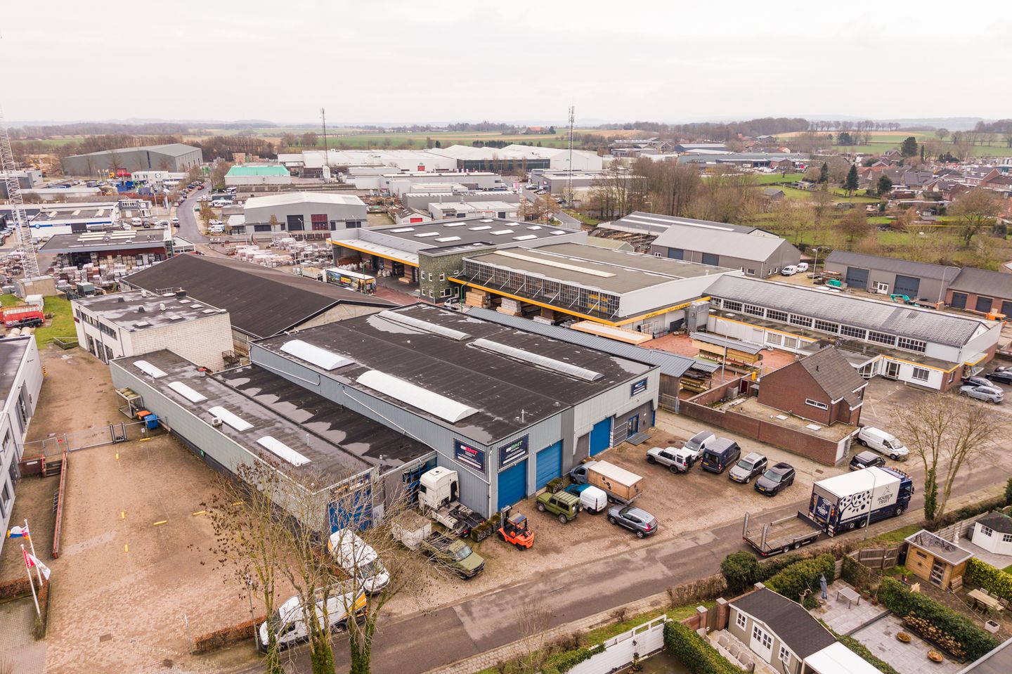 View photo 4 of Holstraat 36