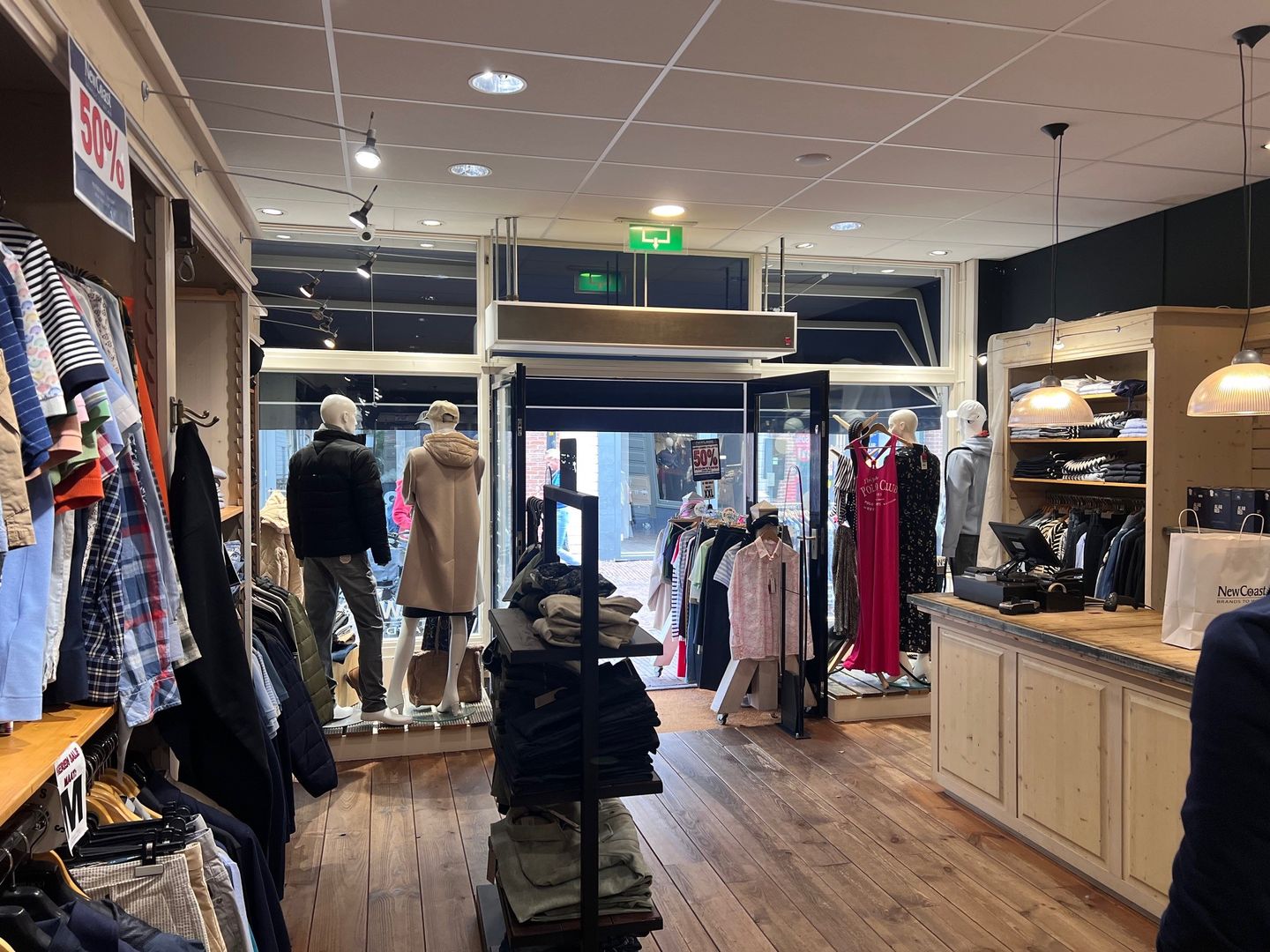 Bekijk foto 3 van Hoofdstraat 8