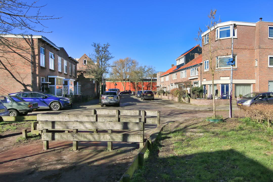 Photo 2 of Ceramstraat 11